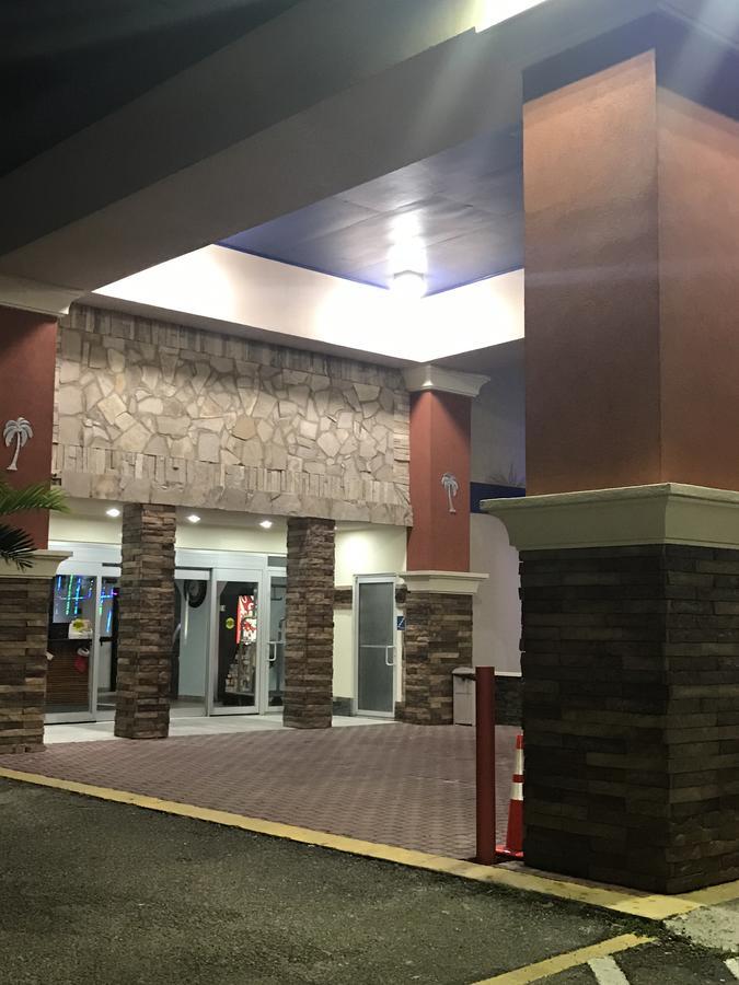 蓝海湾酒店及套房 南帕诸岛 外观 照片